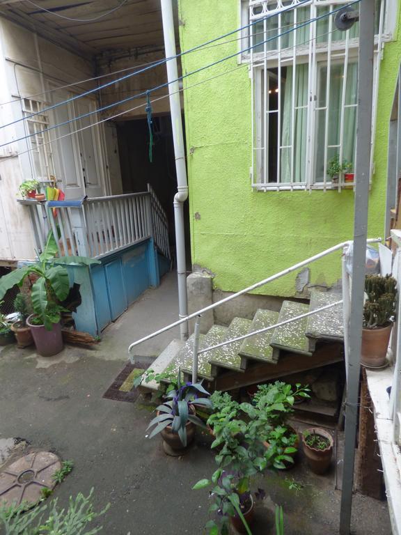 Tbilisi Guest House Exterior photo