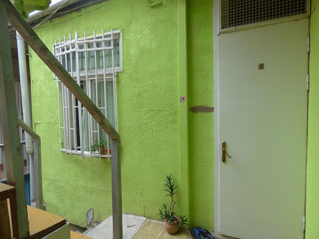 Tbilisi Guest House Exterior photo